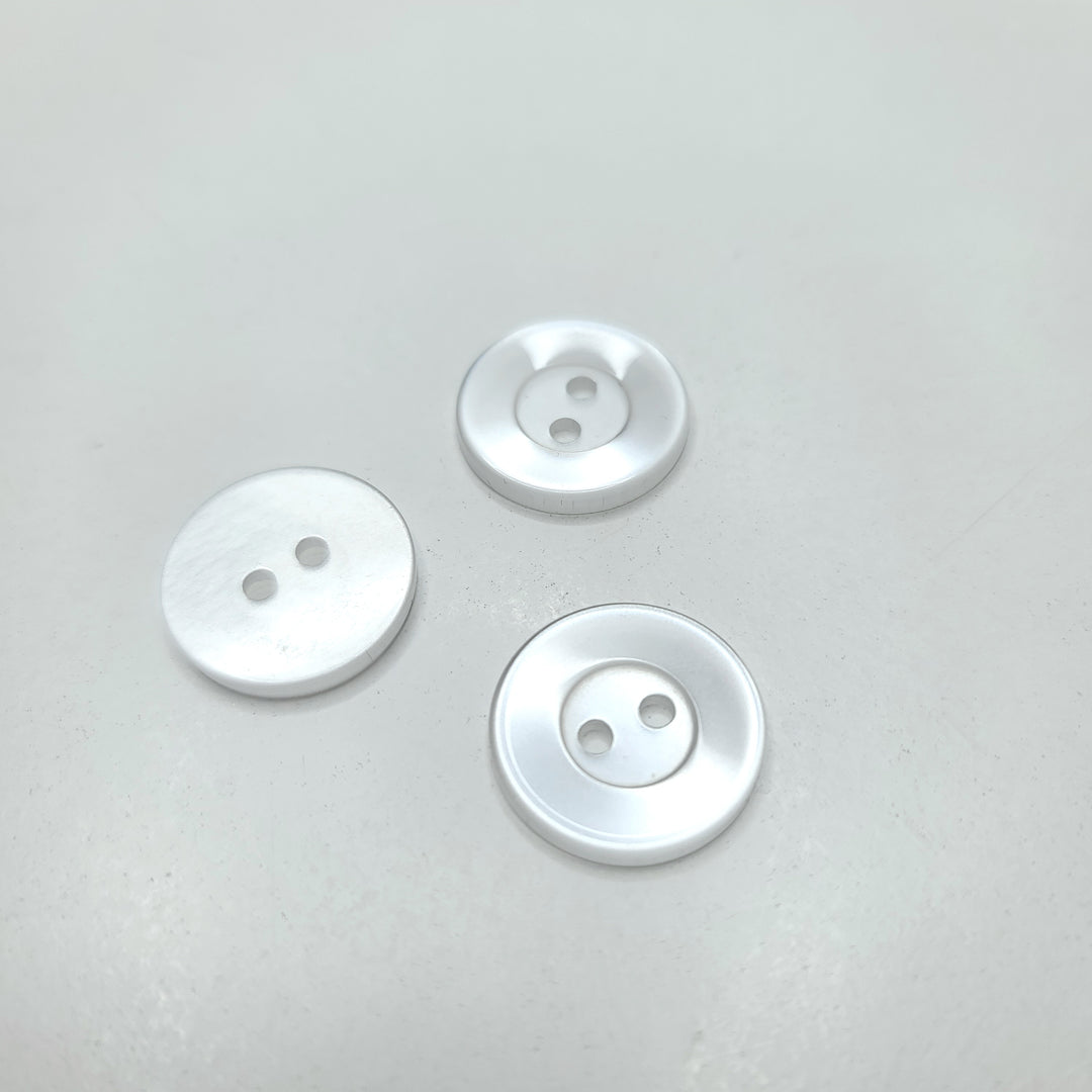 2 Hole Button - 18MM Plastic - Light Grey - 10 Pack (6744512594033)