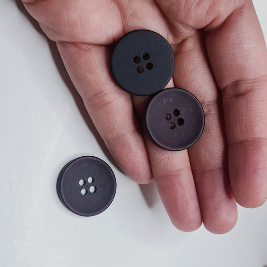 4 Hole Button - 17MM Plastic - Black - 10 Pack (6746761527409)