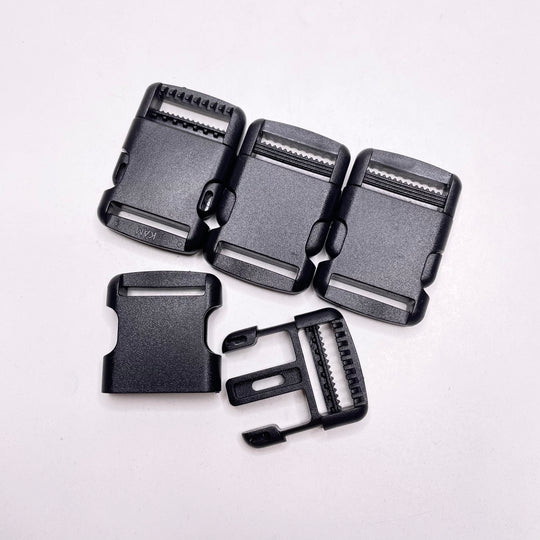 Buckle Button - 50MM Plastic - Black - 4 Pack (6749480288369)