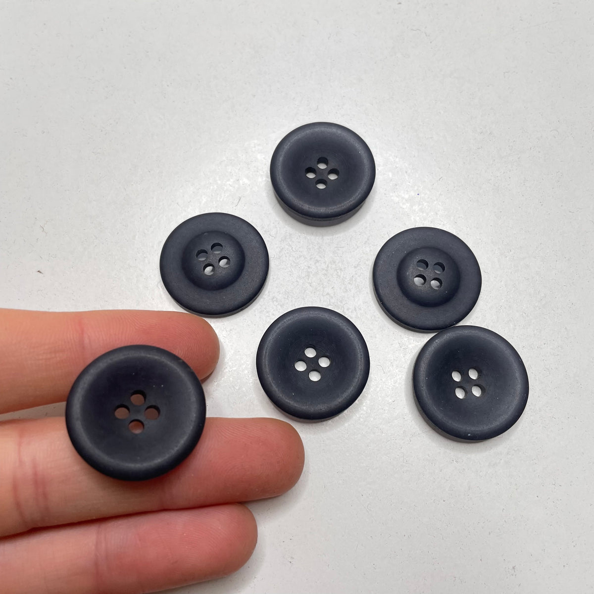 4 Hole Button - 23MM Plastic - Black - 6 Pack (6809573785713)