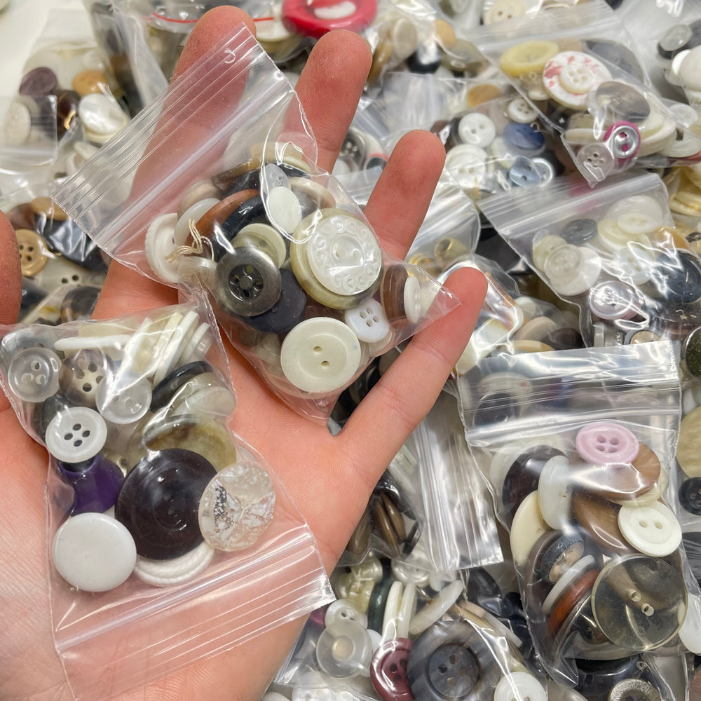 Multi Button -  Assorted - Cream/Brown - 20 Pack (6809575194737)
