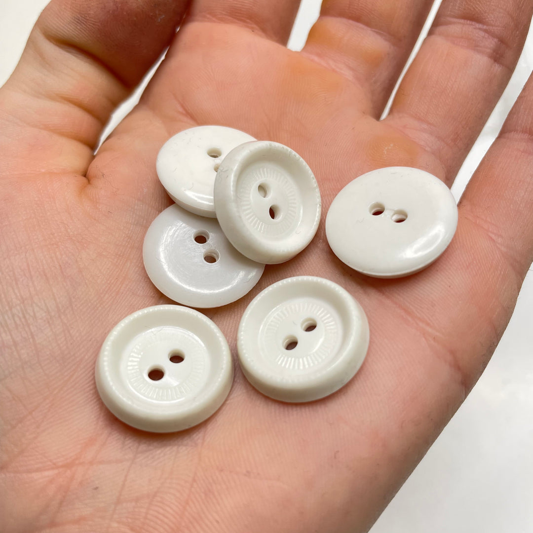 2 Hole Button - 19MM Plastic - White - 6 Pack (6809595314289)