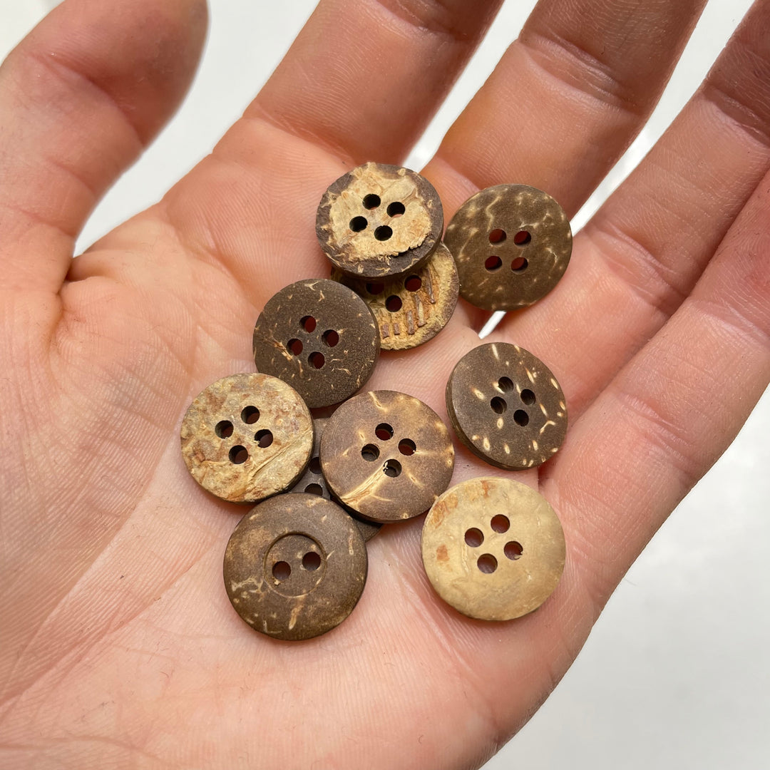 4 Hole Button - 16MM Wood - Brown - 10 Pack (6809595478129)
