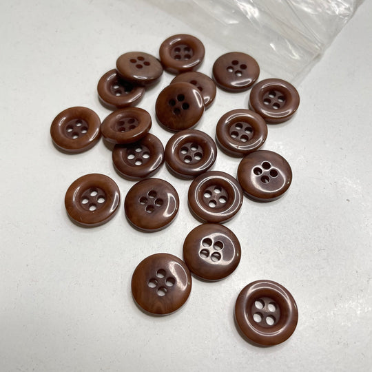 4 Hole Button - 15MM Plastic - Brown - 20 Pack (6809597116529)
