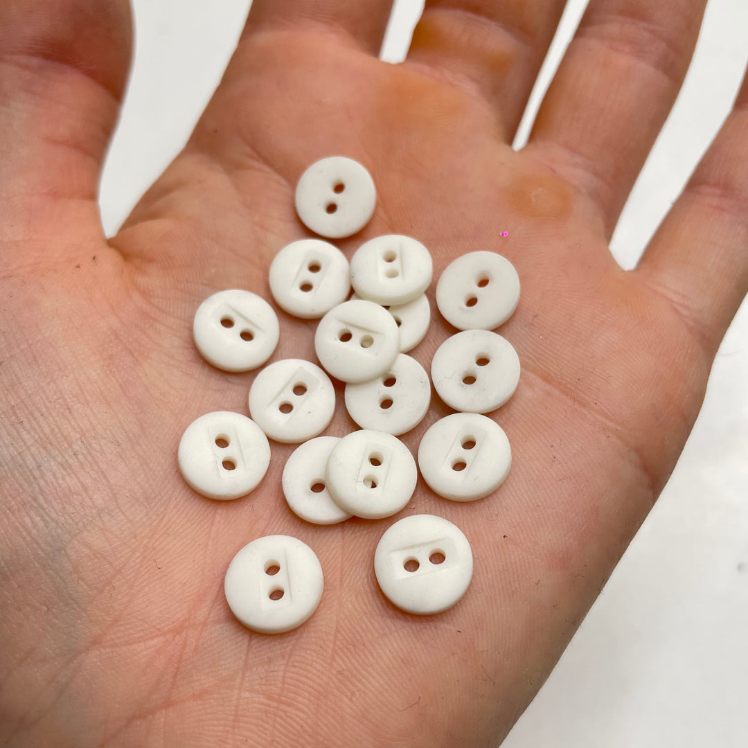 2 Hole Button - 10MM Plastic - White - 16 Pack (6809600163953)