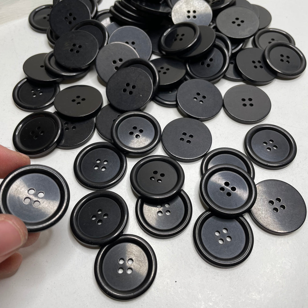 4 Hole Button - 28MM Plastic - Black (6809618841713)