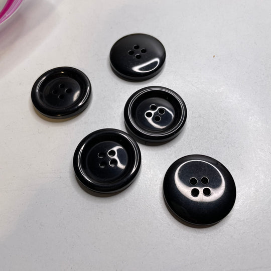 4 Hole Button - 28MM Plastic - Black
