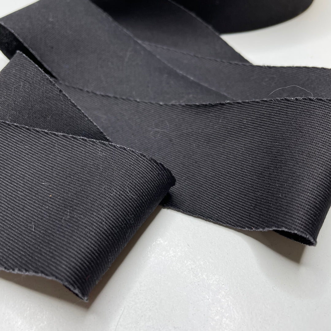 1 ½" Continuous Woven Bias Tape - Black - Roll
