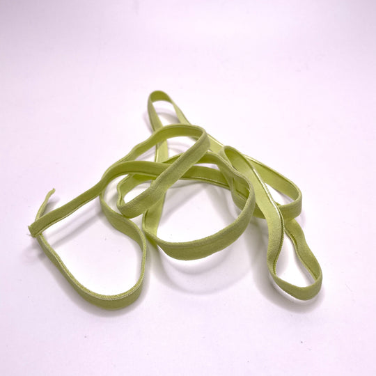 ¼" Plush Piped Edge Elastic - Light Bright Green - 1M