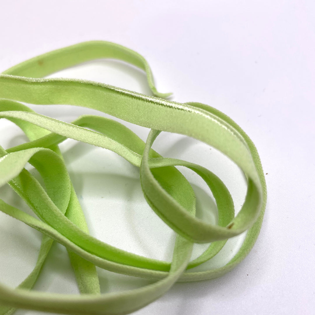 ¼" Plush Piped Edge Elastic - Neon Lime - 1M