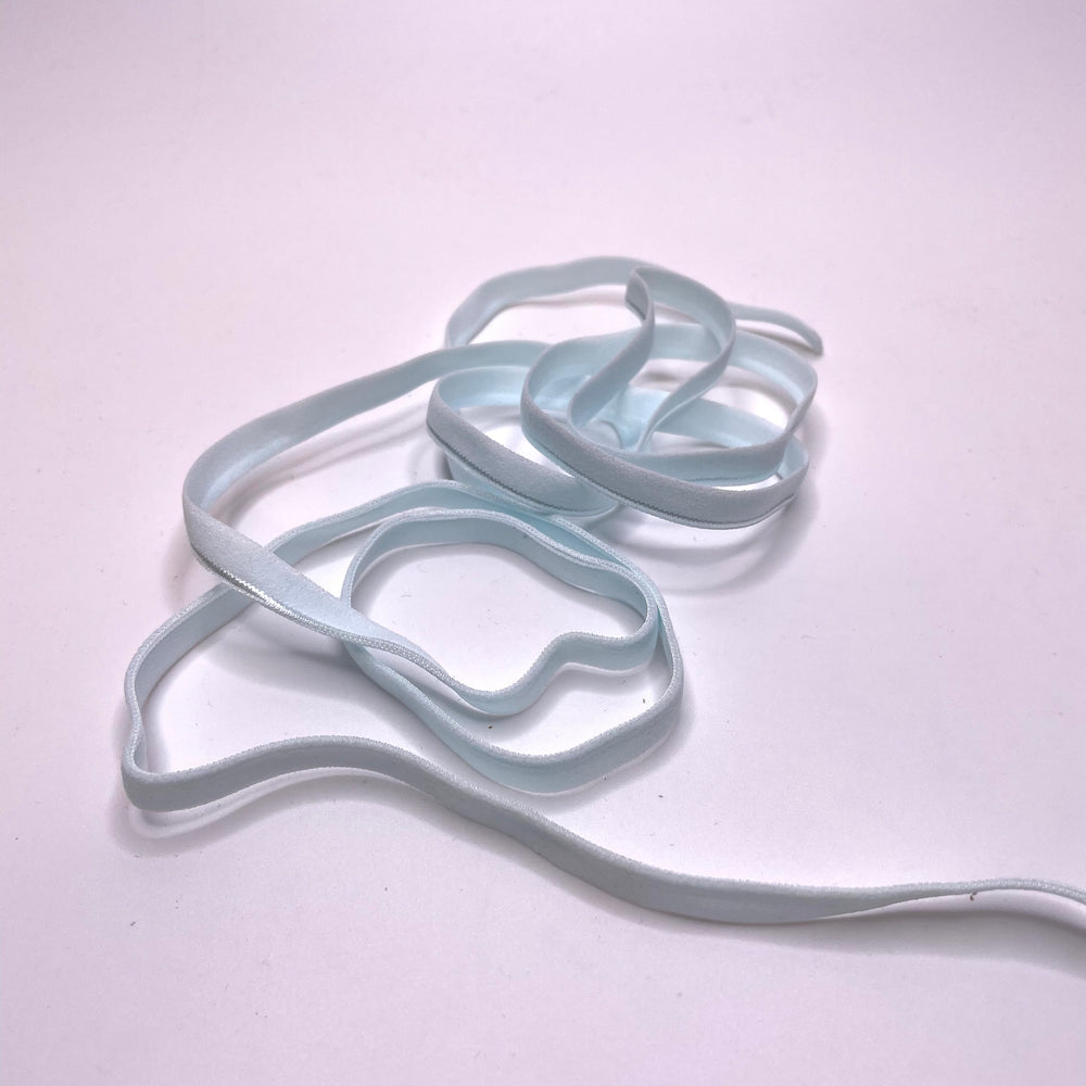¼" Plush Piped Egde Elastic - Ice Blue - 1M
