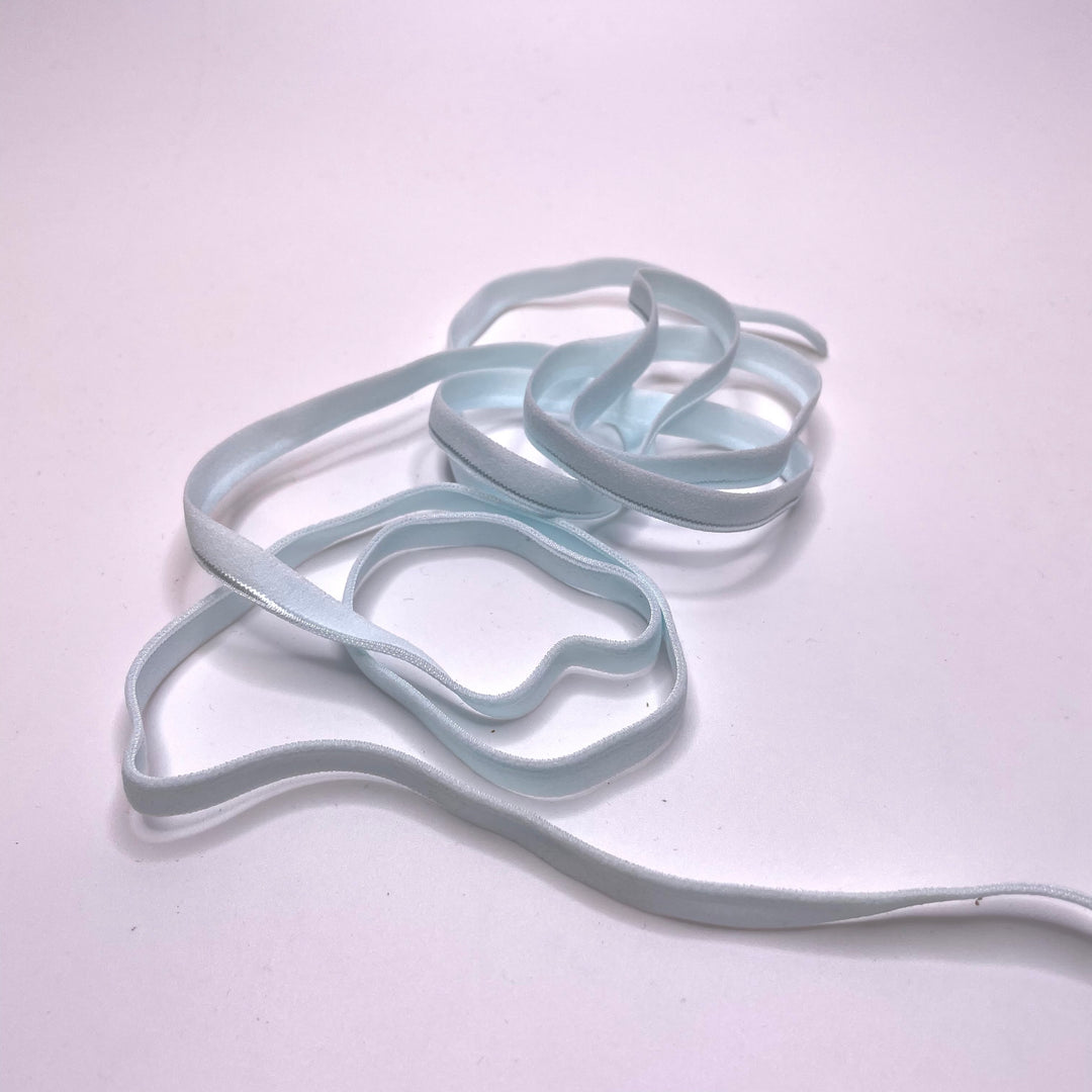 ¼" Plush Piped Egde Elastic - Ice Blue - 1M