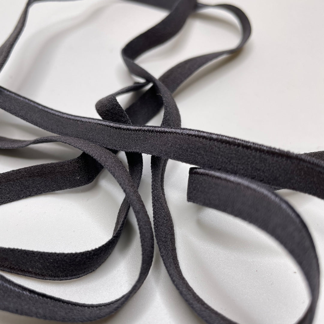 ¼" Plush Piped Egde Elastic - Charcoal - 1M