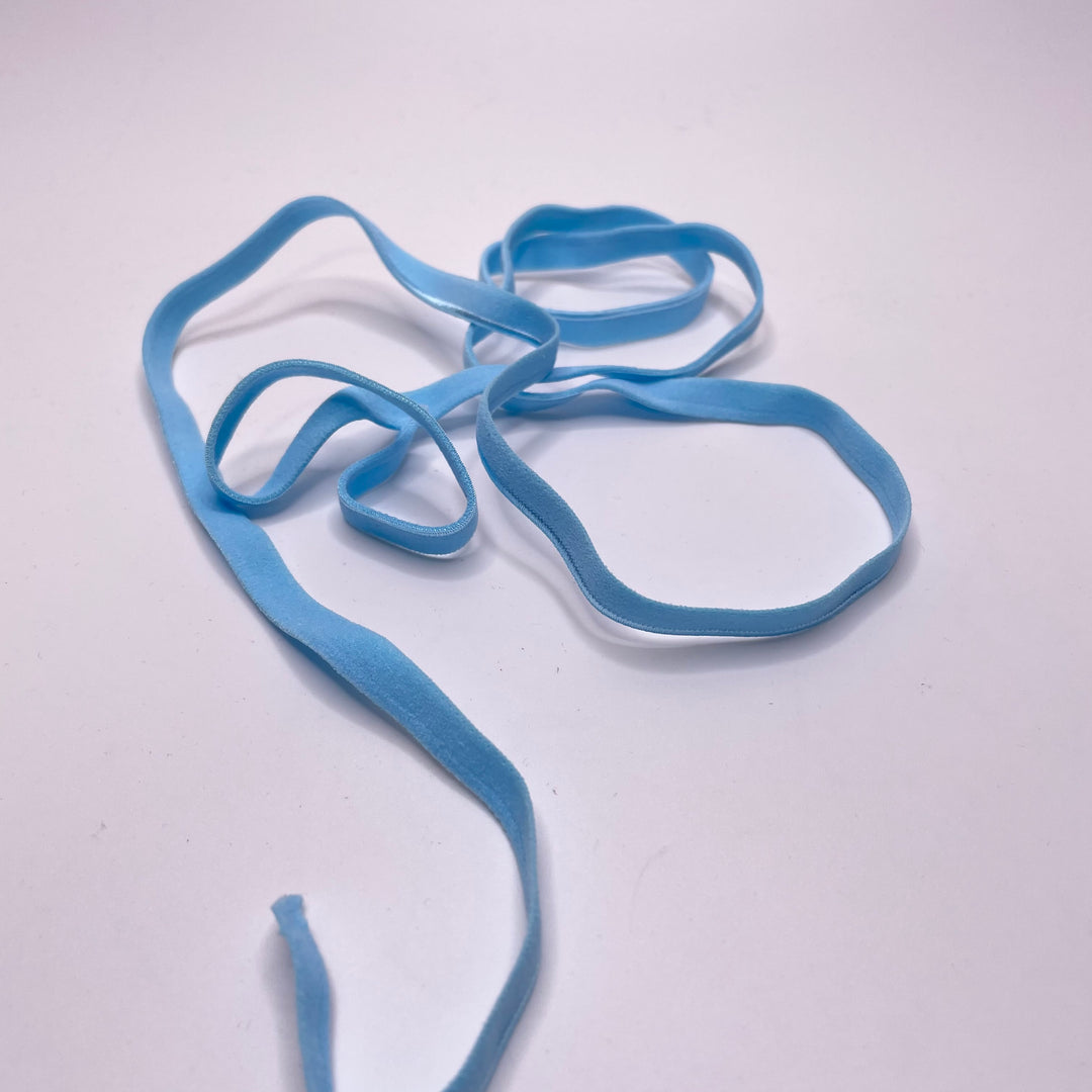 ¼" Plush Piped Egde Elastic - Light Aqua - 1M