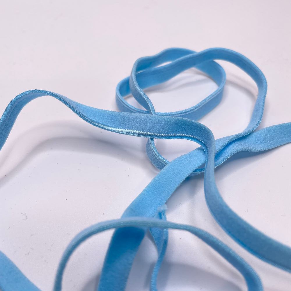 ¼" Plush Piped Egde Elastic - Light Aqua - 1M