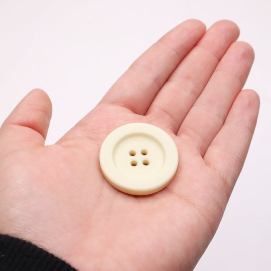 30mm Flat Button - Cream Plastic - Individual - FABCYCLE Deadstock and Sustainble Fabrics and Sewing Supplies (4641345536113)