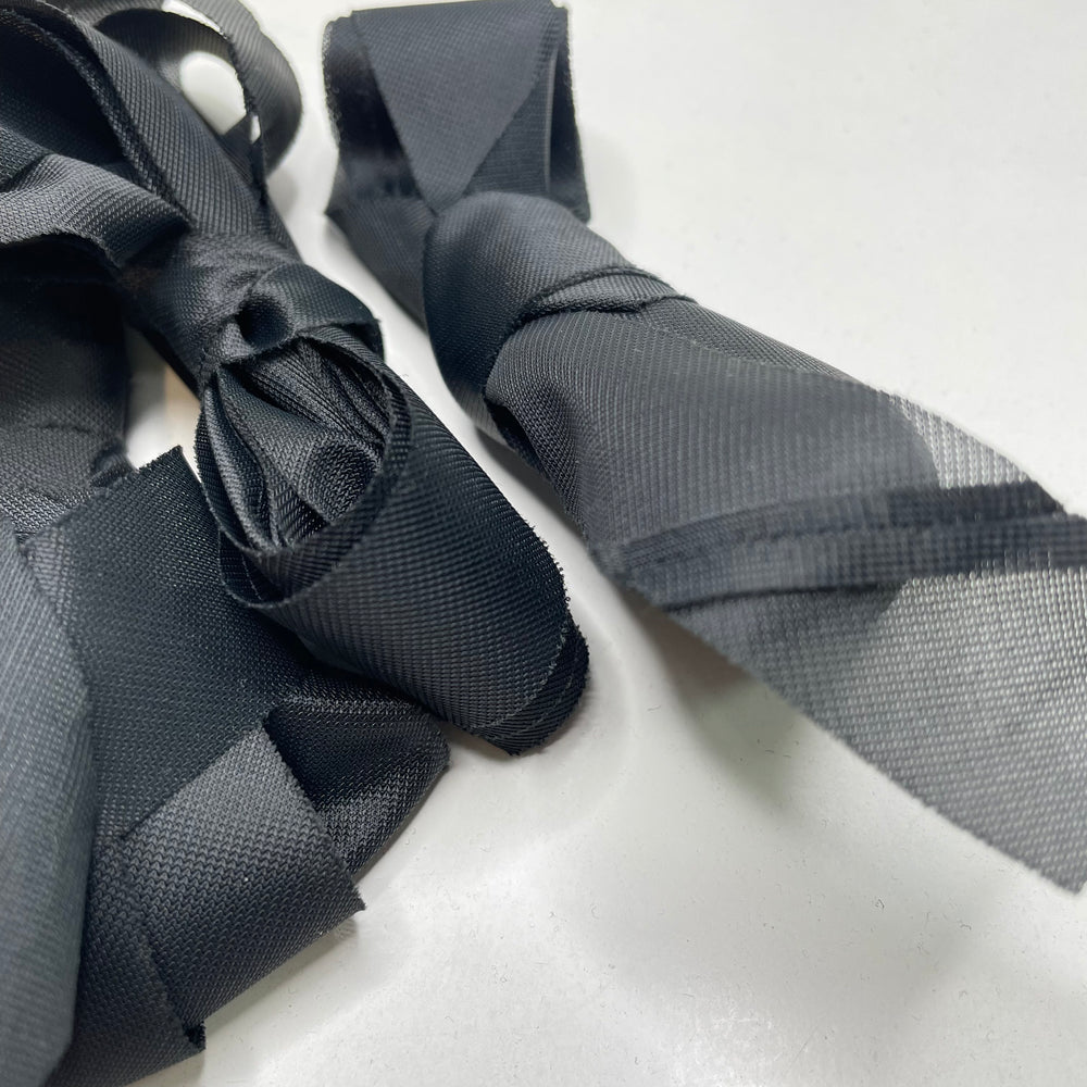 1" Bias Tape - Woven Interfacing - Black - 4M Bundle - FABCYCLE Deadstock and Sustainble Fabrics and Sewing Supplies