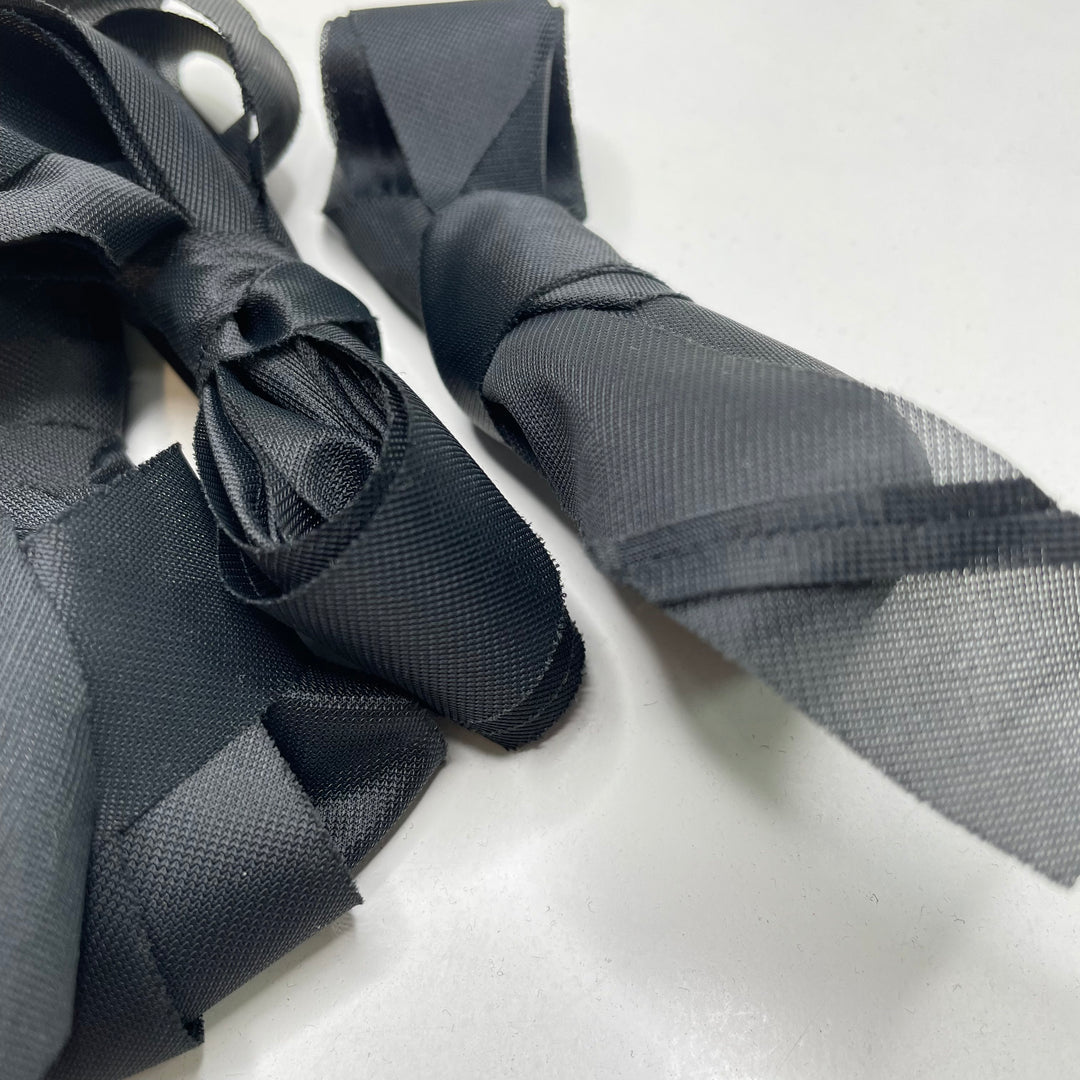 1" Bias Tape - Woven Interfacing - Black - 4M Bundle - FABCYCLE Deadstock and Sustainble Fabrics and Sewing Supplies