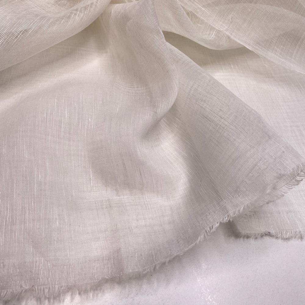 Gertie's Bustle - Cotton Blend Woven - Cream - 2M Bundle - FABCYCLE Deadstock and Sustainble Fabrics and Sewing Supplies (6812100722801)