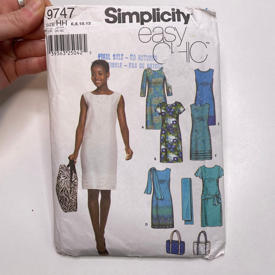 Sewing Pattern - Womenswear - Simplicity 9747