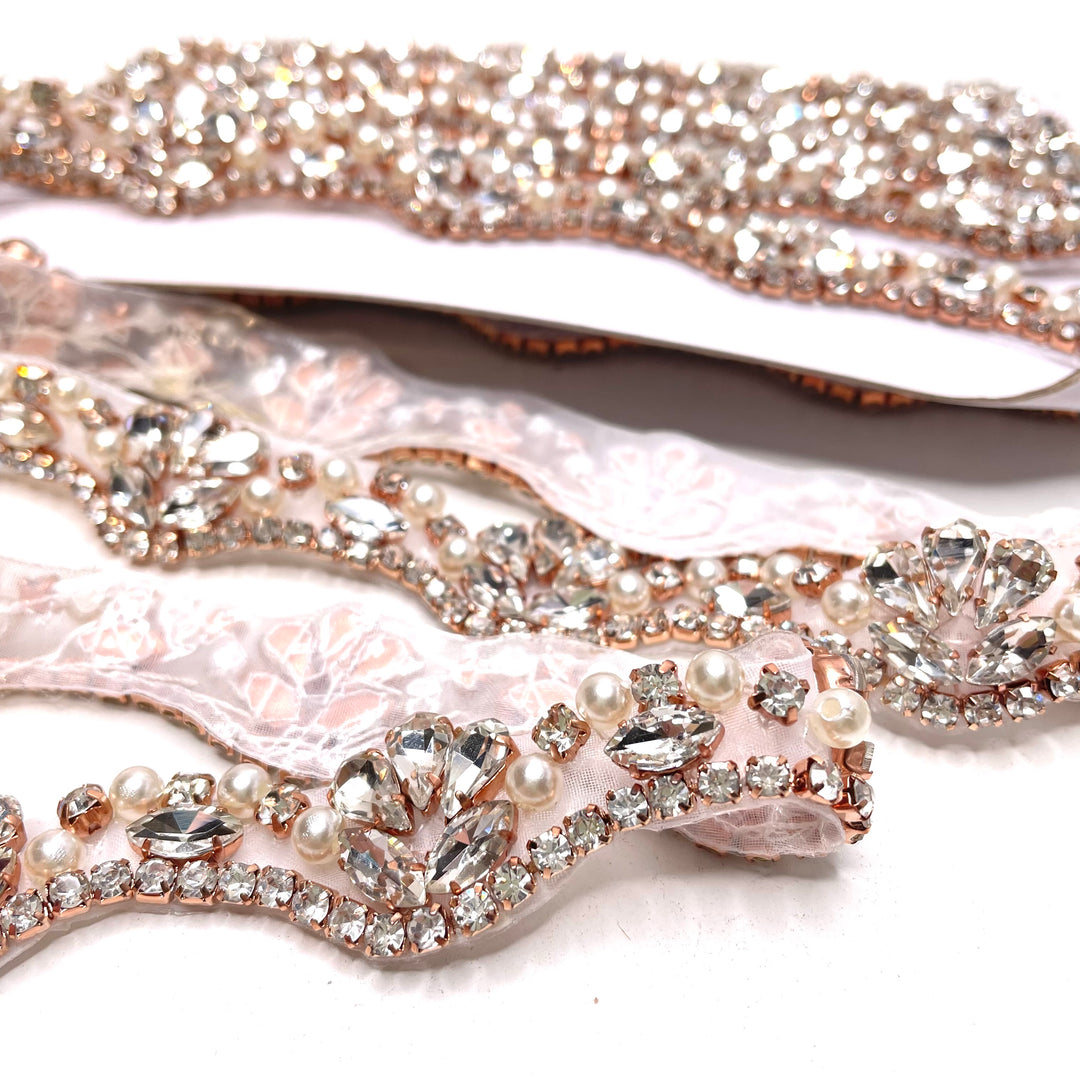 1" (25mm) Rhinestones Scalloped  Rhinestone And Pearls Trim - White/Rose Gold - 1M (6773184888945)