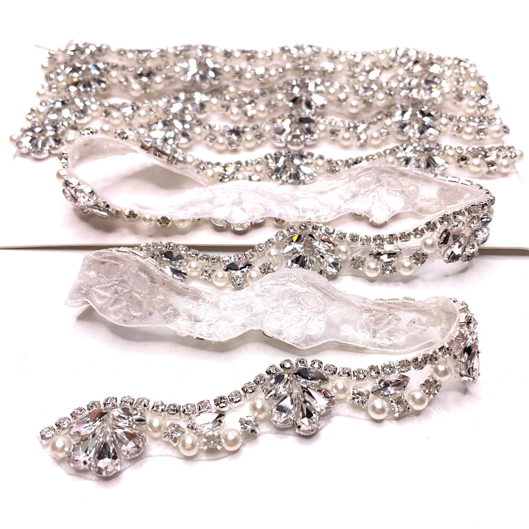 1" (25mm) Rhinestones Scalloped  Rhinestone And Pearls Trim - White/Silver - 1M (6773187444849)