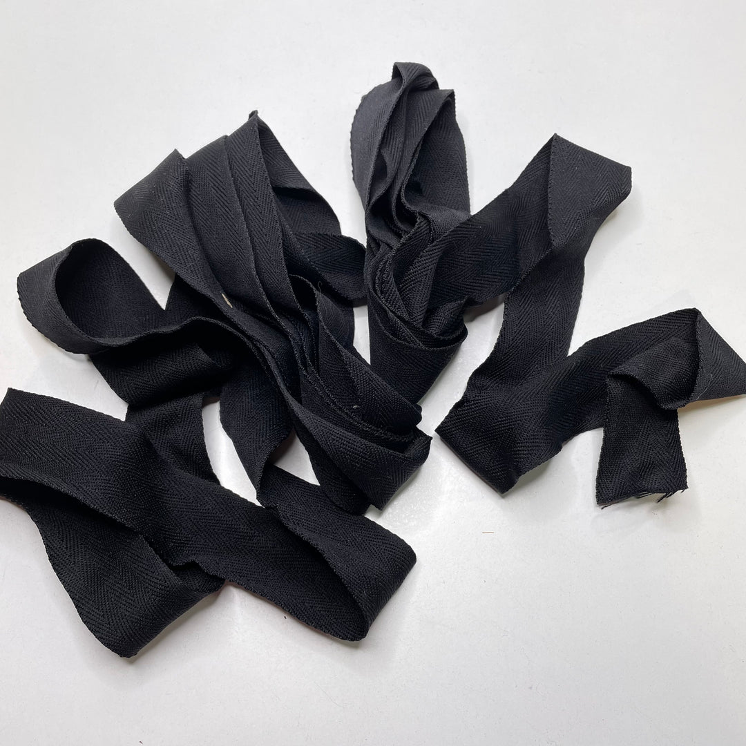 1 ¼" (32mm) Stretchy Twill Tape Trim - Black - 4M Bundle