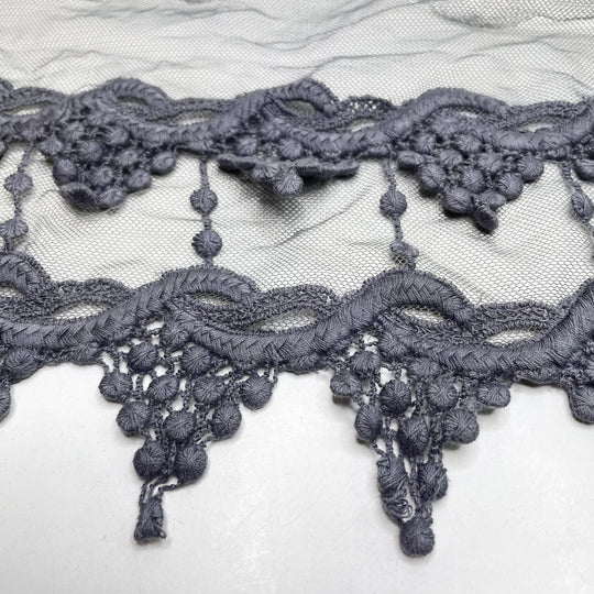 5 ½" (140mm)  Scalloped  Lace Trim - Grey - 1M
