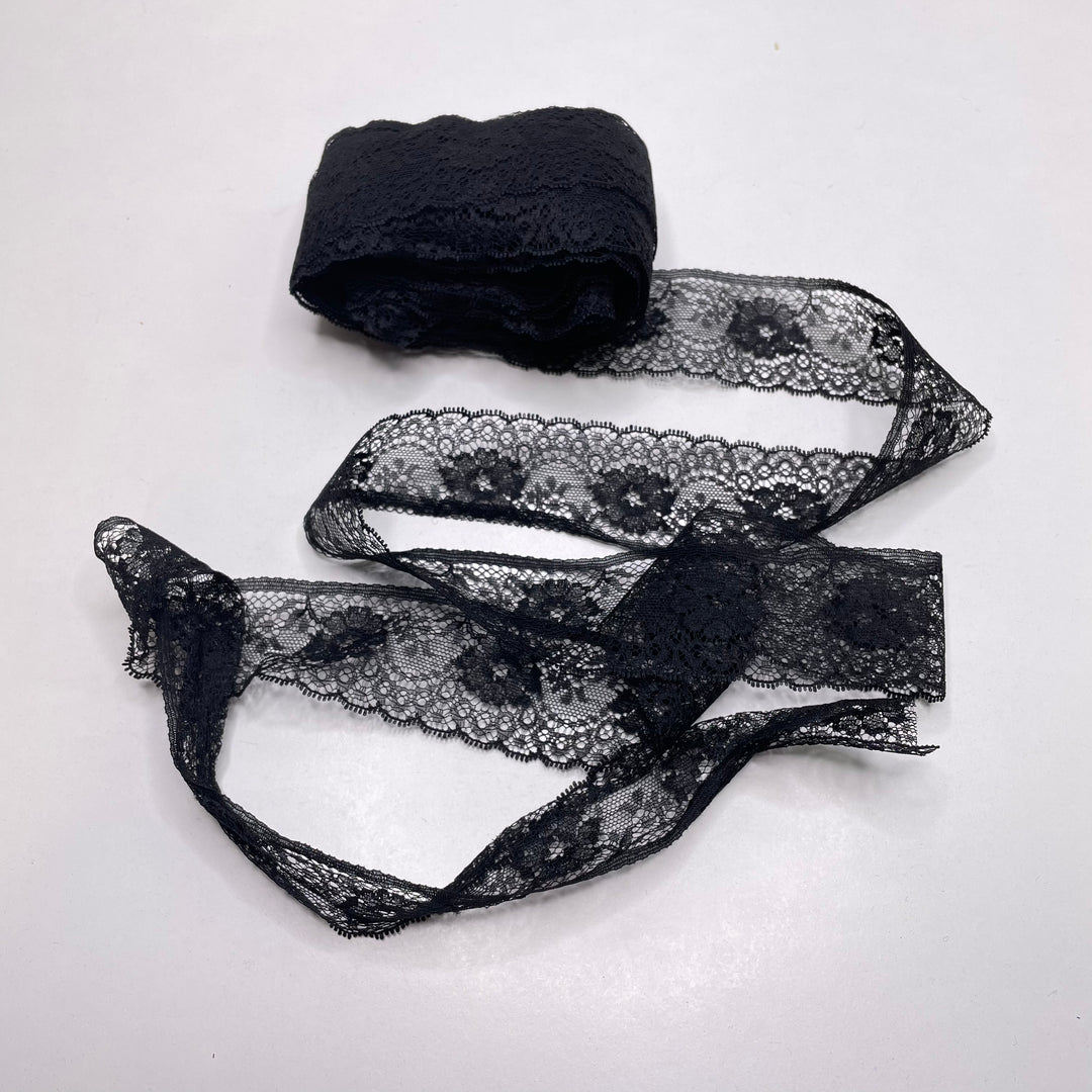 1 ½" (40mm)   Lace Trim - Black - 13.4M Bundle