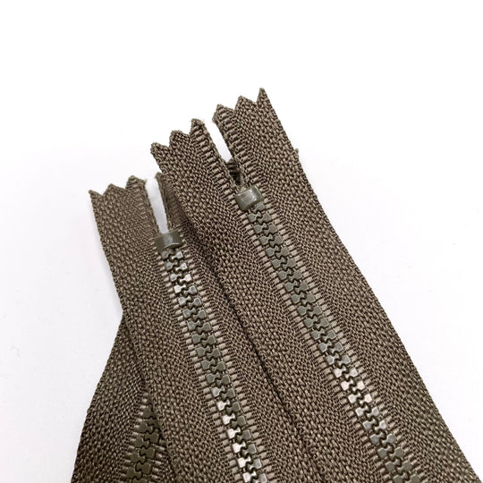 6" Molded Plastic Zipper - Closed End - Army Green (6753583431793)
