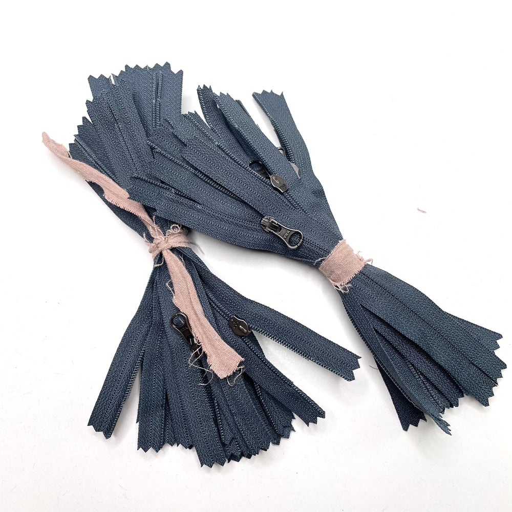 7" YKK Invisible Zipper - Closed End - Dark Grey - 10 Pack (6758315851889)