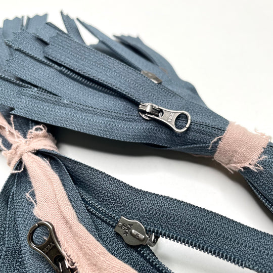 6" YKK Invisible Zipper - Closed End - Dark Grey - 10 Pack (6758318833777)