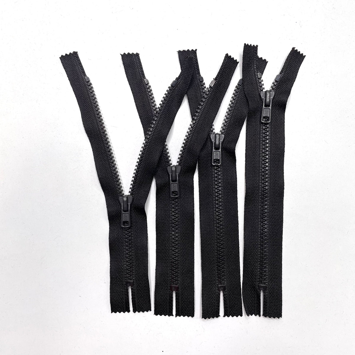 6" Molded Plastic Zipper - Closed End - Dark Brown (6758345932913)