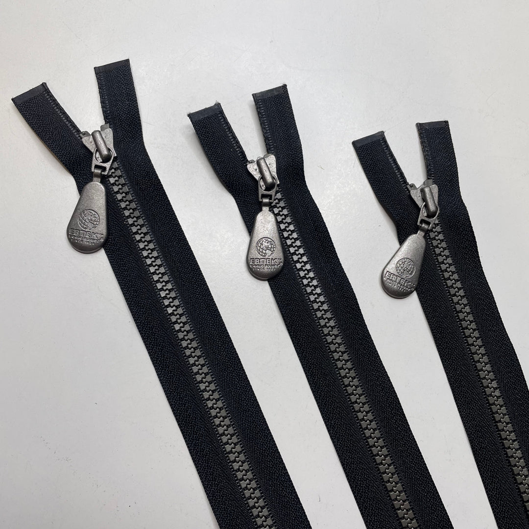 27.5" YKK Molded Plastic Zipper - Separating - Black/Grey