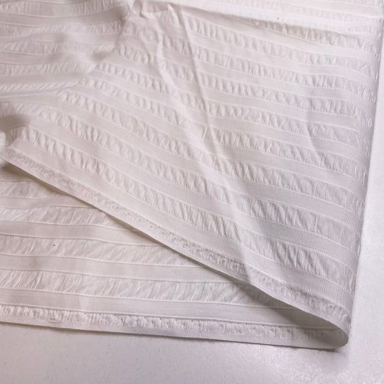 UB - Cottage Pillow - Seersucker Cotton Woven - White Stripes - 2.9M Bundle - FABCYCLE Deadstock and Sustainble Fabrics and Sewing Supplies