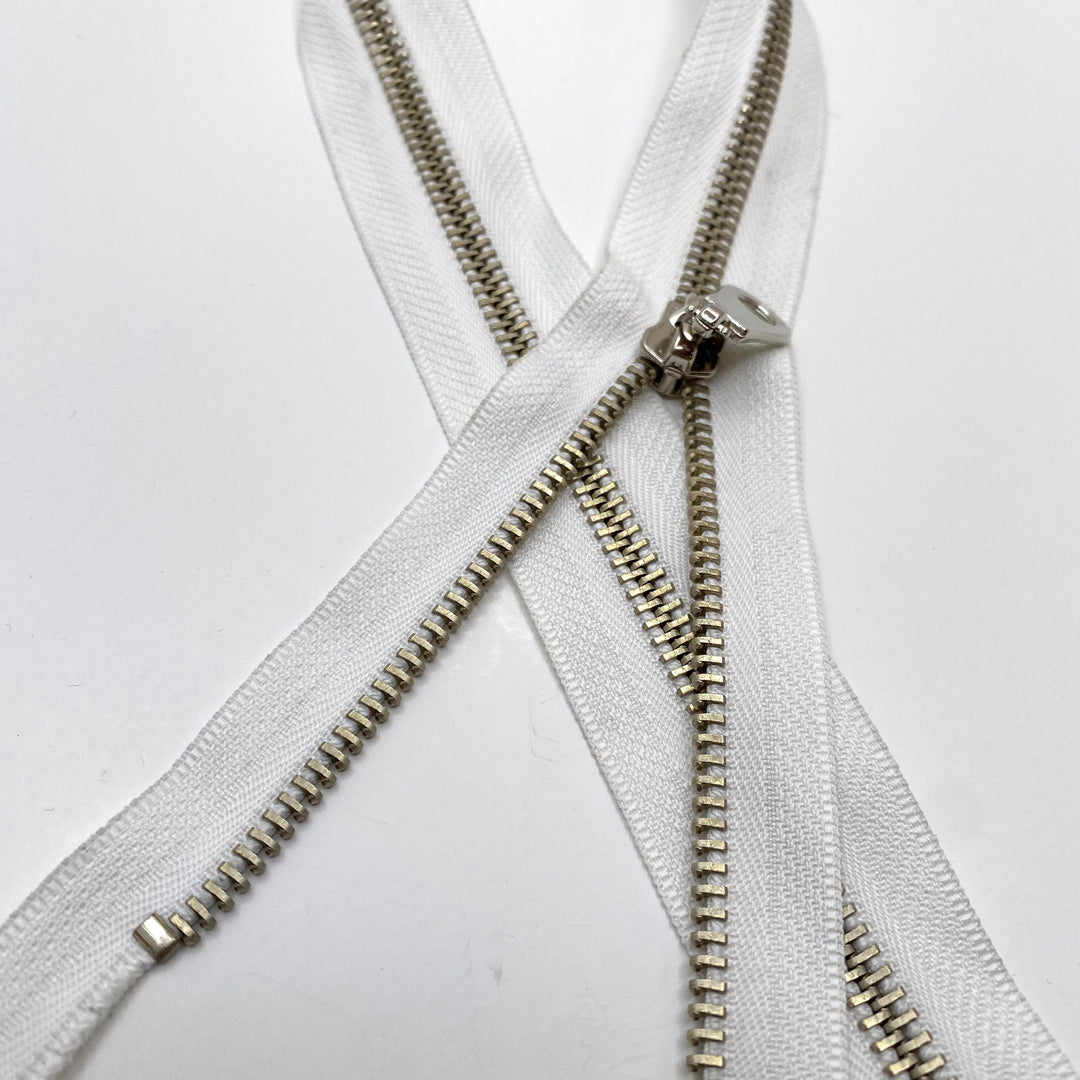 22” Metal Zipper - Separating - White - FABCYCLE Deadstock and Sustainble Fabrics and Sewing Supplies (6570818044017)
