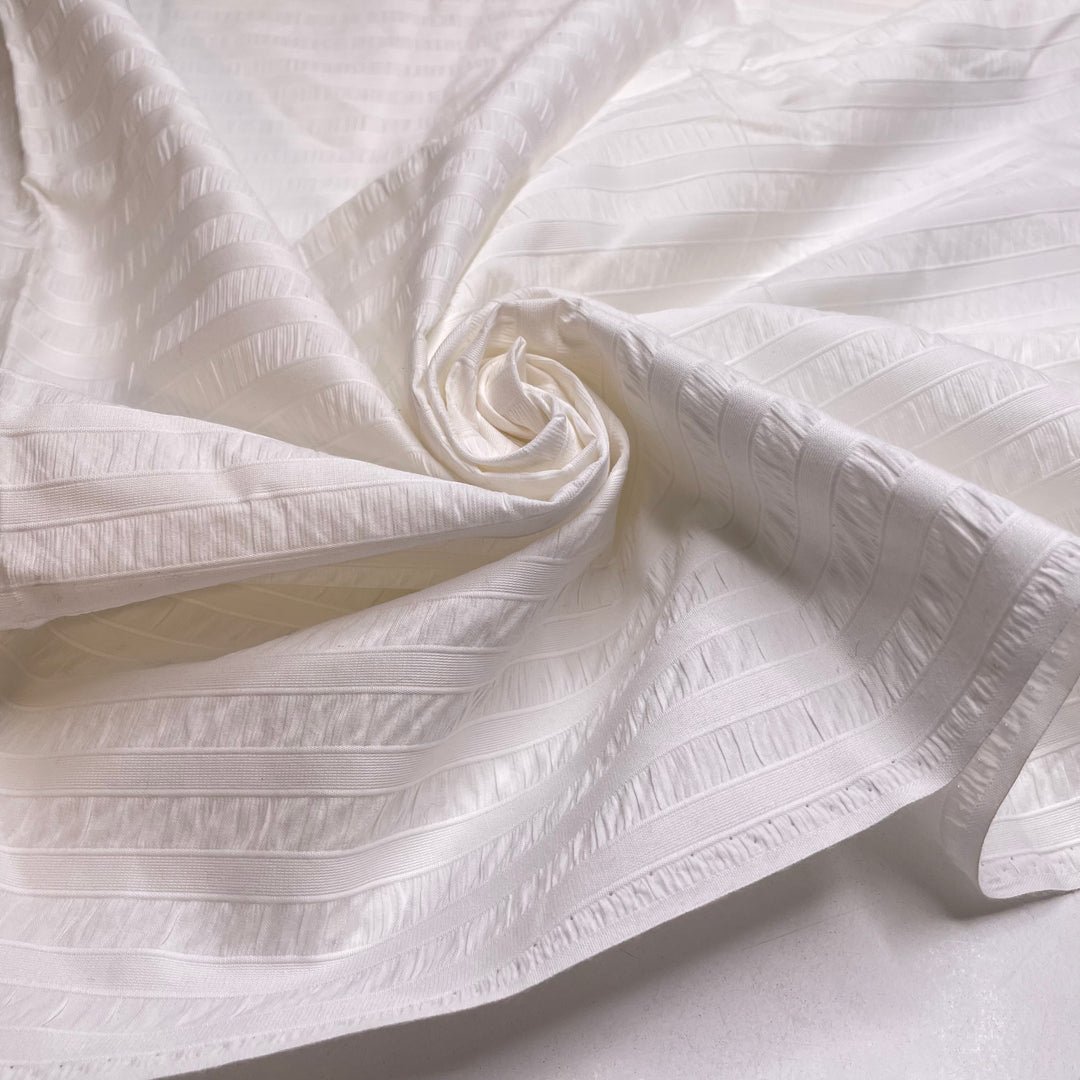 UB - Cottage Pillow - Seersucker Cotton Woven - White Stripes - 2.9M Bundle - FABCYCLE Deadstock and Sustainble Fabrics and Sewing Supplies